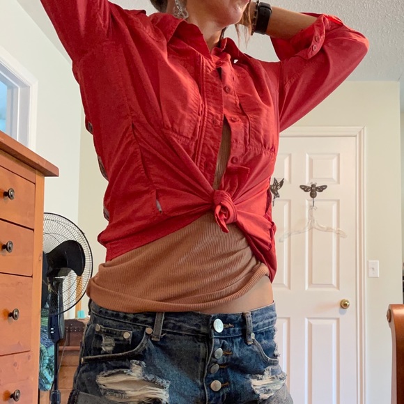 North Face Vented Blouse - Picture 2 of 8